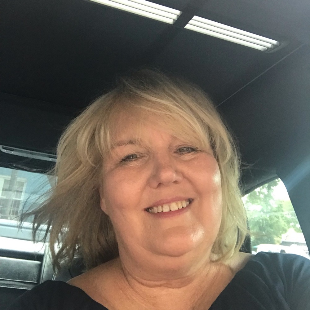 Meet your Posher, Carol